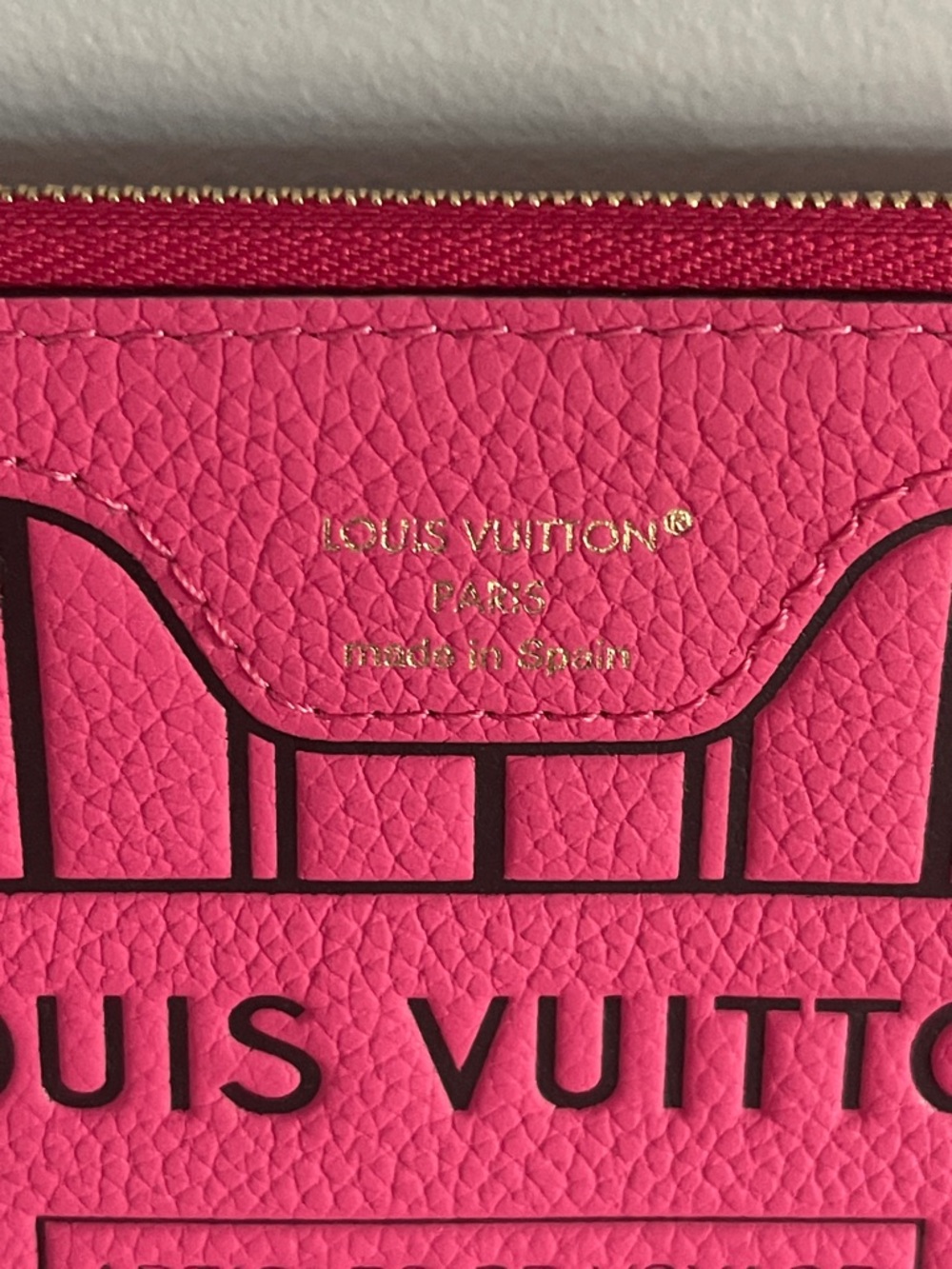 Louis Vuitton Neverfull BB Inside
Out Pondichery Pouch - Picture 4 of 5